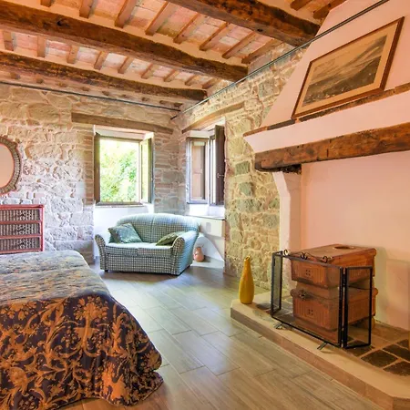 Spacious In With Swimming Pool